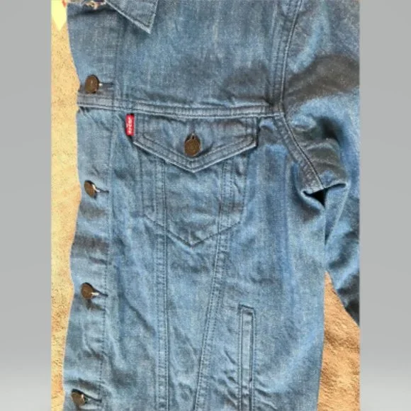 Levi's Trucker Denim Jacket in Blue "Linen" like look size M NWT - Picture 5 of 6